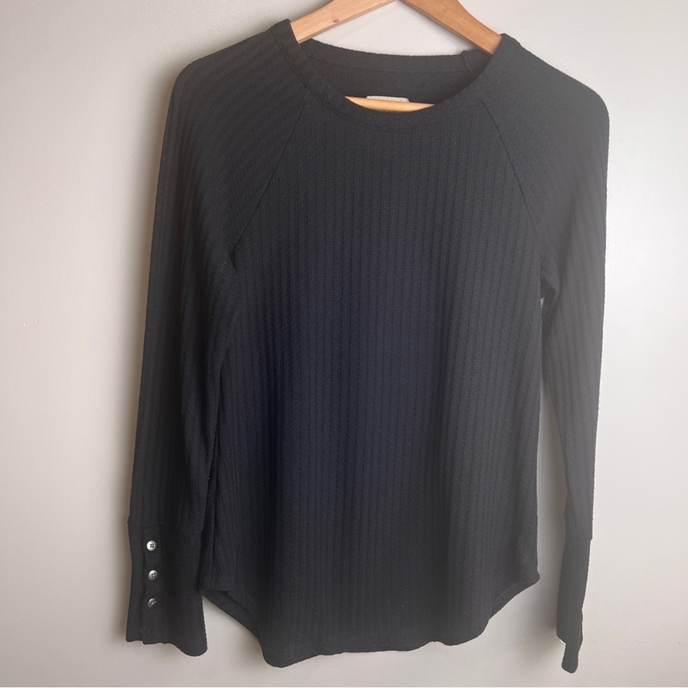 CHASOR Black Ribbed Long Sleeve Sweater with Button Cuffs Size Small EUC